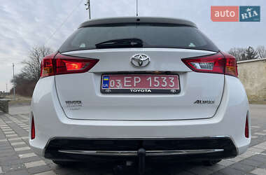 Універсал Toyota Auris 2015 в Стрию