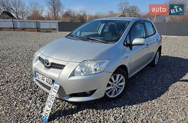 Хетчбек Toyota Auris 2008 в Старокостянтинові