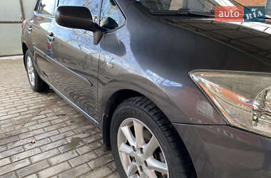 Хетчбек Toyota Auris 2008 в 