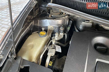 Хетчбек Toyota Auris 2008 в 
