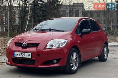Хэтчбек Toyota Auris 2008 в 