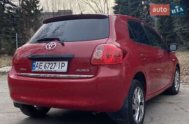 Хэтчбек Toyota Auris 2008 в 