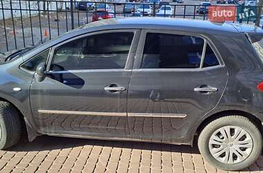 Хетчбек Toyota Auris 2008 в 