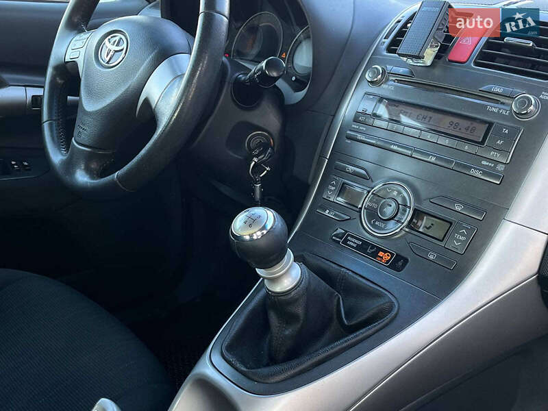 Хетчбек Toyota Auris 2008 в Львові