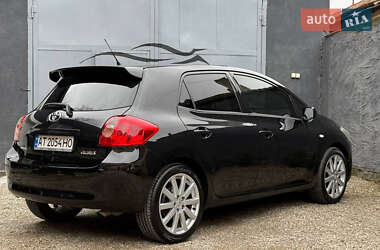 Хетчбек Toyota Auris 2007 в 