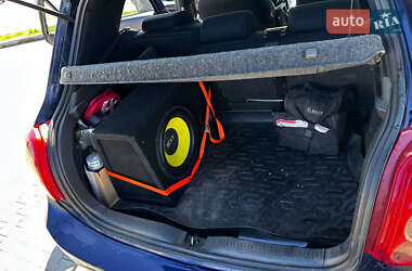 Хетчбек Toyota Auris 2008 в 