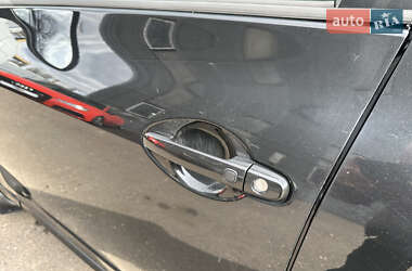 Хэтчбек Toyota Auris 2008 в 
