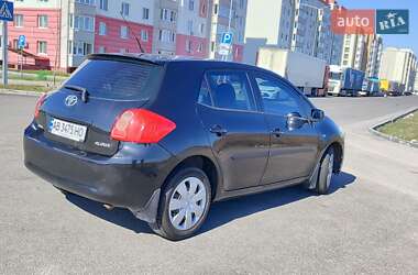 Хэтчбек Toyota Auris 2007 в 