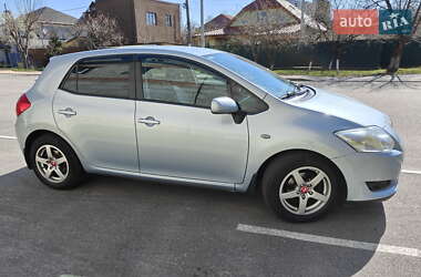 Хэтчбек Toyota Auris 2008 в 