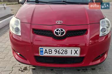 Хетчбек Toyota Auris 2008 в 