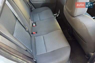 Универсал Toyota Auris 2014 в 