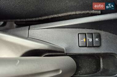 Хэтчбек Toyota Auris 2008 в 