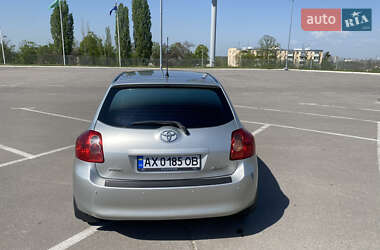 Хэтчбек Toyota Auris 2007 в 
