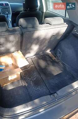 Хэтчбек Toyota Auris 2008 в 