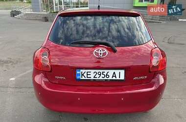 Хэтчбек Toyota Auris 2008 в 