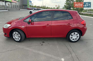 Хэтчбек Toyota Auris 2008 в 