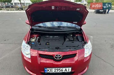 Хэтчбек Toyota Auris 2008 в 