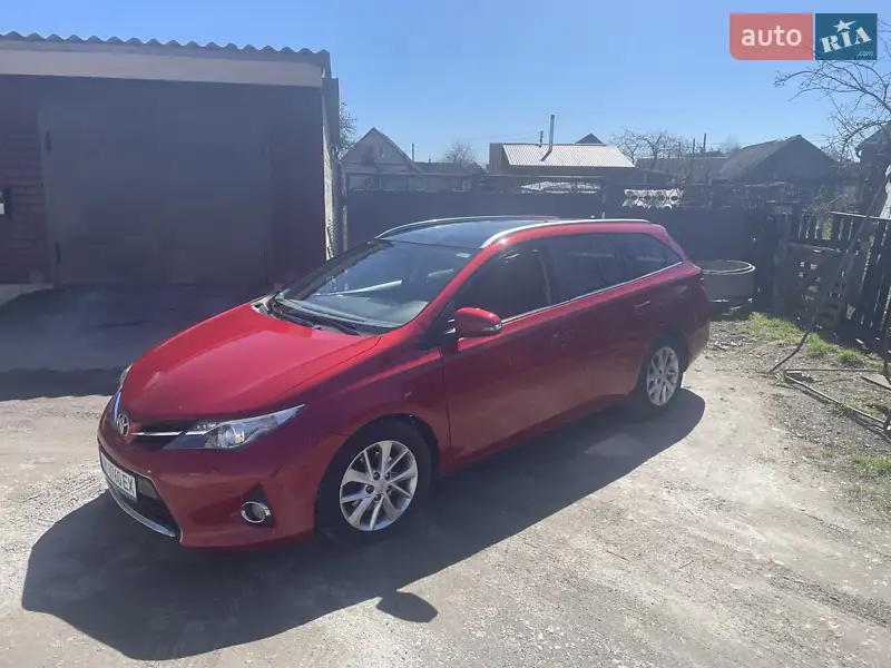 Toyota Auris 2013