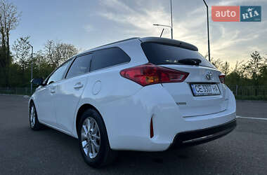 Універсал Toyota Auris 2014 в 
