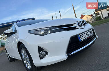 Універсал Toyota Auris 2014 в 
