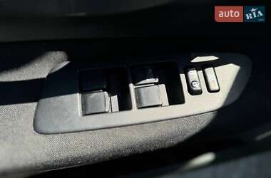 Хетчбек Toyota Auris 2007 в 