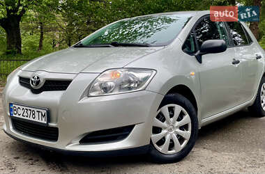 Хэтчбек Toyota Auris 2008 в Трускавце