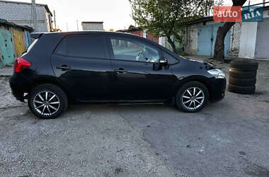 Хэтчбек Toyota Auris 2008 в 