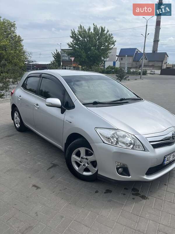 Хетчбек Toyota Auris 2012 в Дніпрі
