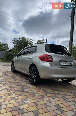 Хетчбек Toyota Auris 2007 в 