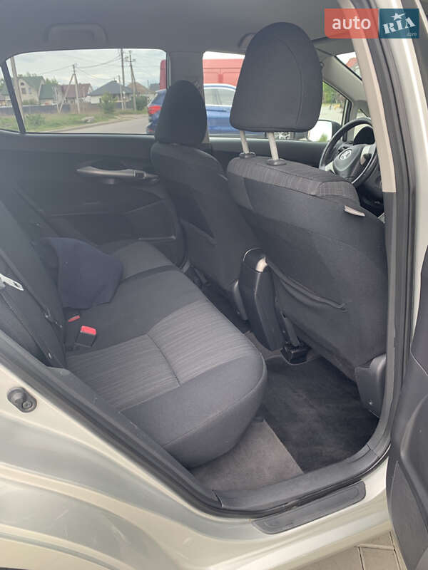 Хетчбек Toyota Auris 2008 в Ковелі