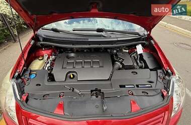 Хетчбек Toyota Auris 2012 в Києві