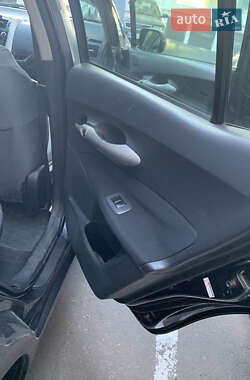Хетчбек Toyota Auris 2008 в 