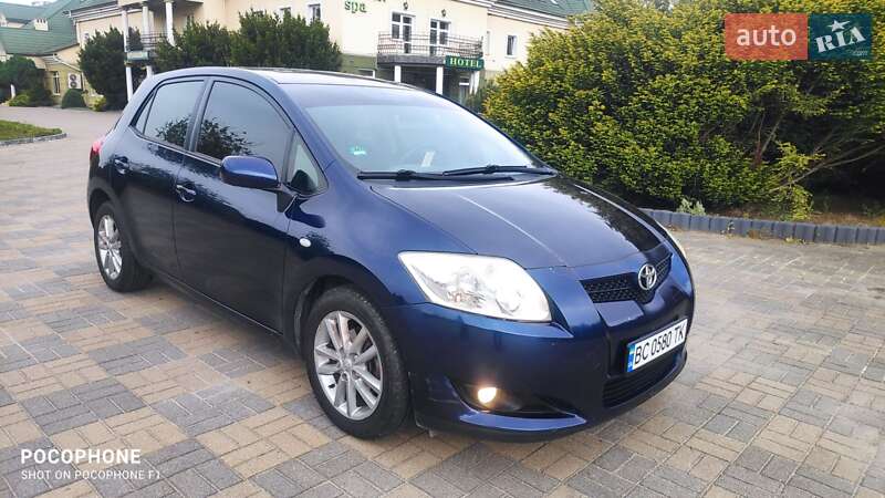 Хетчбек Toyota Auris 2009 в Львові фото 7 Хетчбек Toyota Auris 2009 в Львові