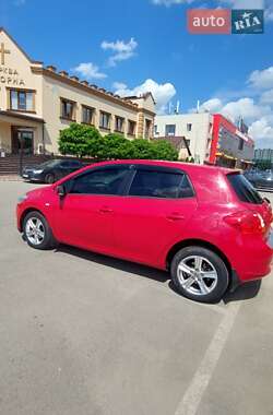 Хэтчбек Toyota Auris 2008 в Киеве