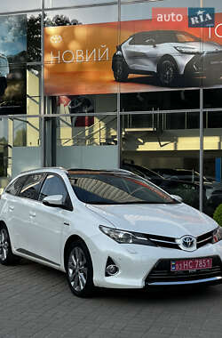 Универсал Toyota Auris 2014 в 