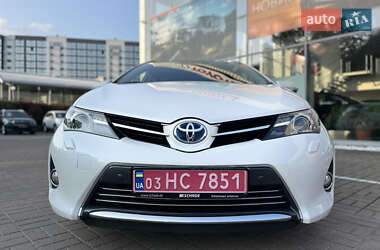 Универсал Toyota Auris 2014 в 