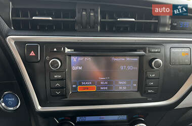 Универсал Toyota Auris 2014 в 