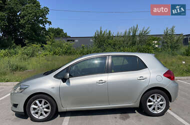 Хетчбек Toyota Auris 2007 в 