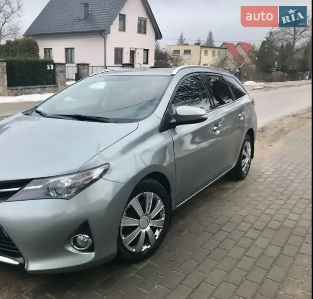 Toyota Auris