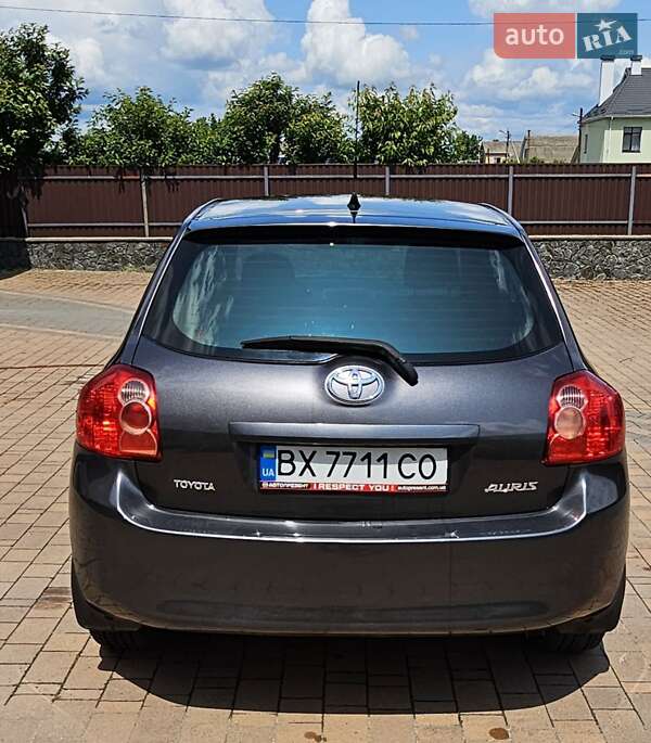 Хетчбек Toyota Auris 2008 в Хмельницькому