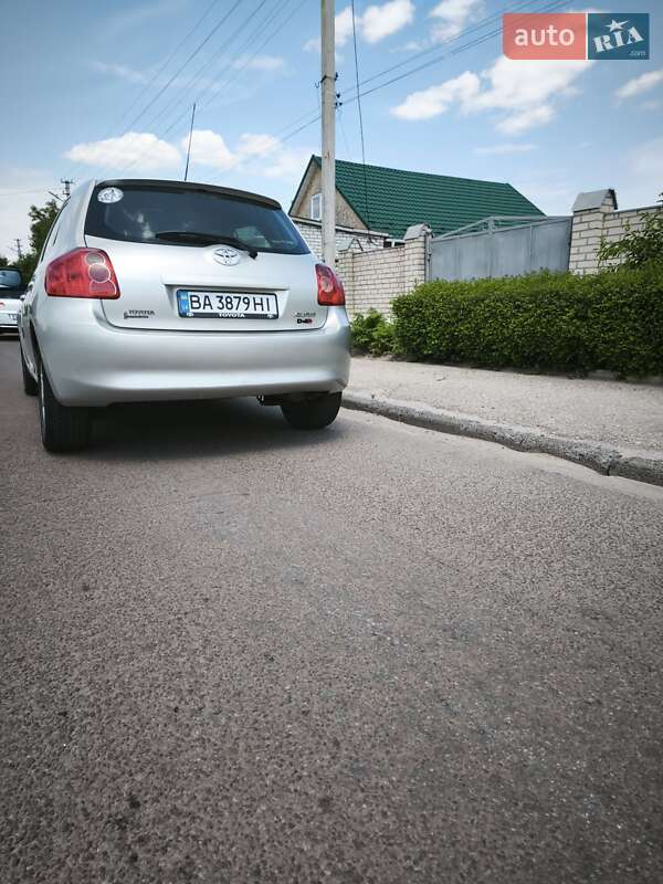 Хетчбек Toyota Auris 2007 в Кропивницькому
