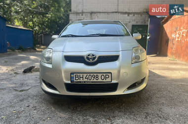 Хэтчбек Toyota Auris 2009 в Одессе