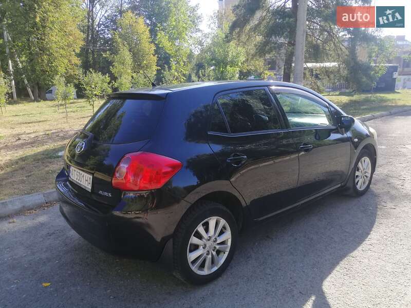 Хетчбек Toyota Auris 2008 в Івано-Франківську