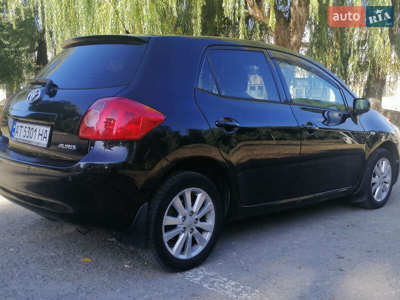 Хетчбек Toyota Auris 2008 в Івано-Франківську