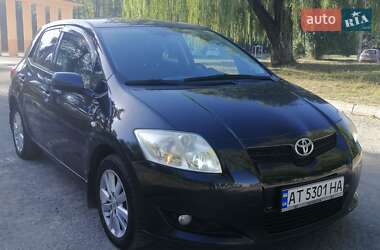 Хетчбек Toyota Auris 2008 в Івано-Франківську