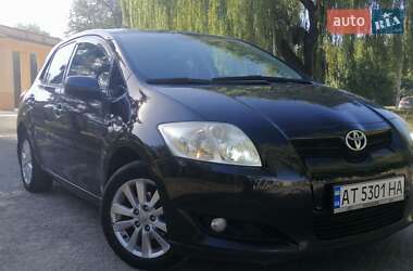 Хетчбек Toyota Auris 2008 в Івано-Франківську