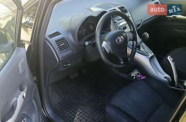 Хетчбек Toyota Auris 2008 в Івано-Франківську