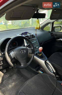 Хэтчбек Toyota Auris 2009 в Львове