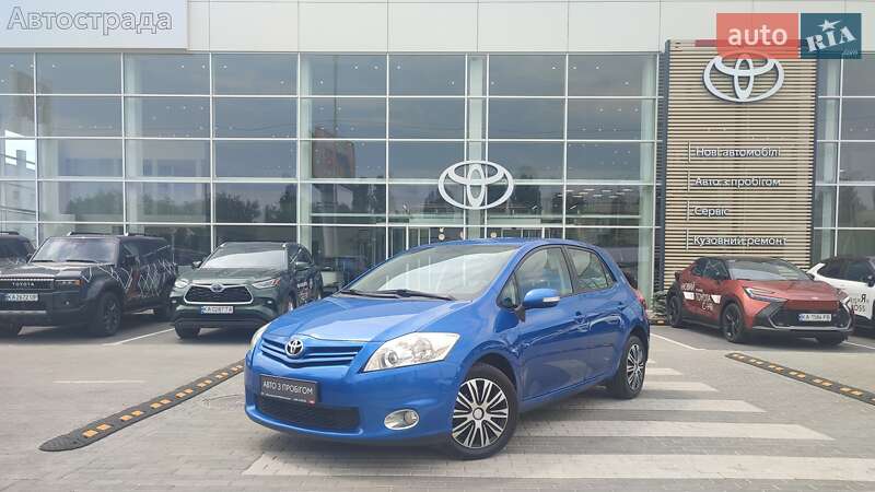 Toyota Auris 2010
