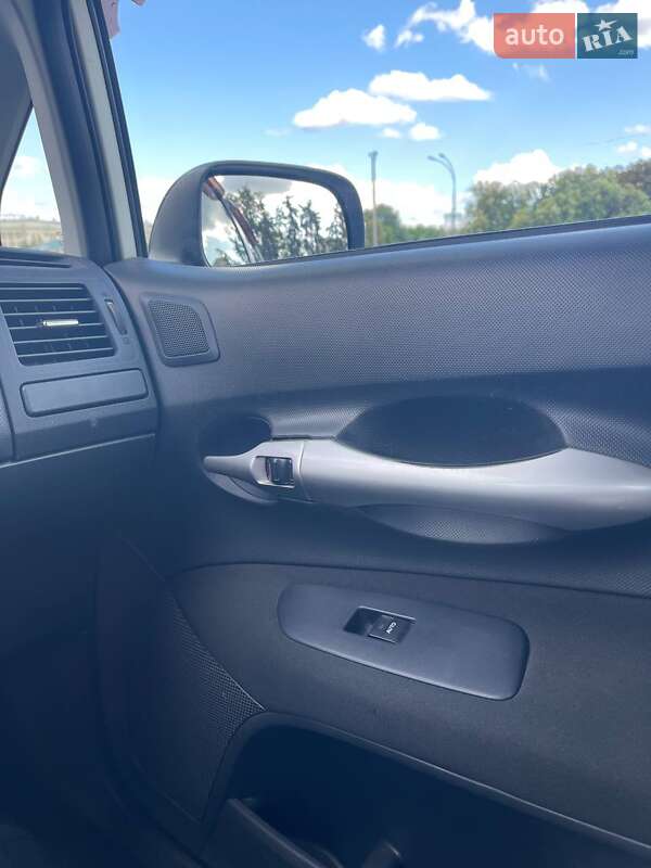 Хетчбек Toyota Auris 2011 в Харкові фото 17 Хетчбек Toyota Auris 2011 в Харкові